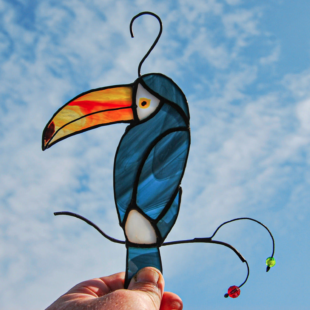 Toucan stained glass – Play The Glass