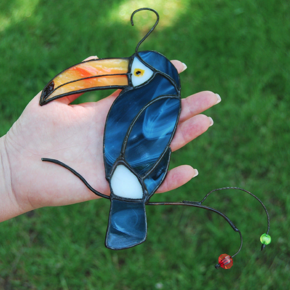 Toucan stained glass – Play The Glass